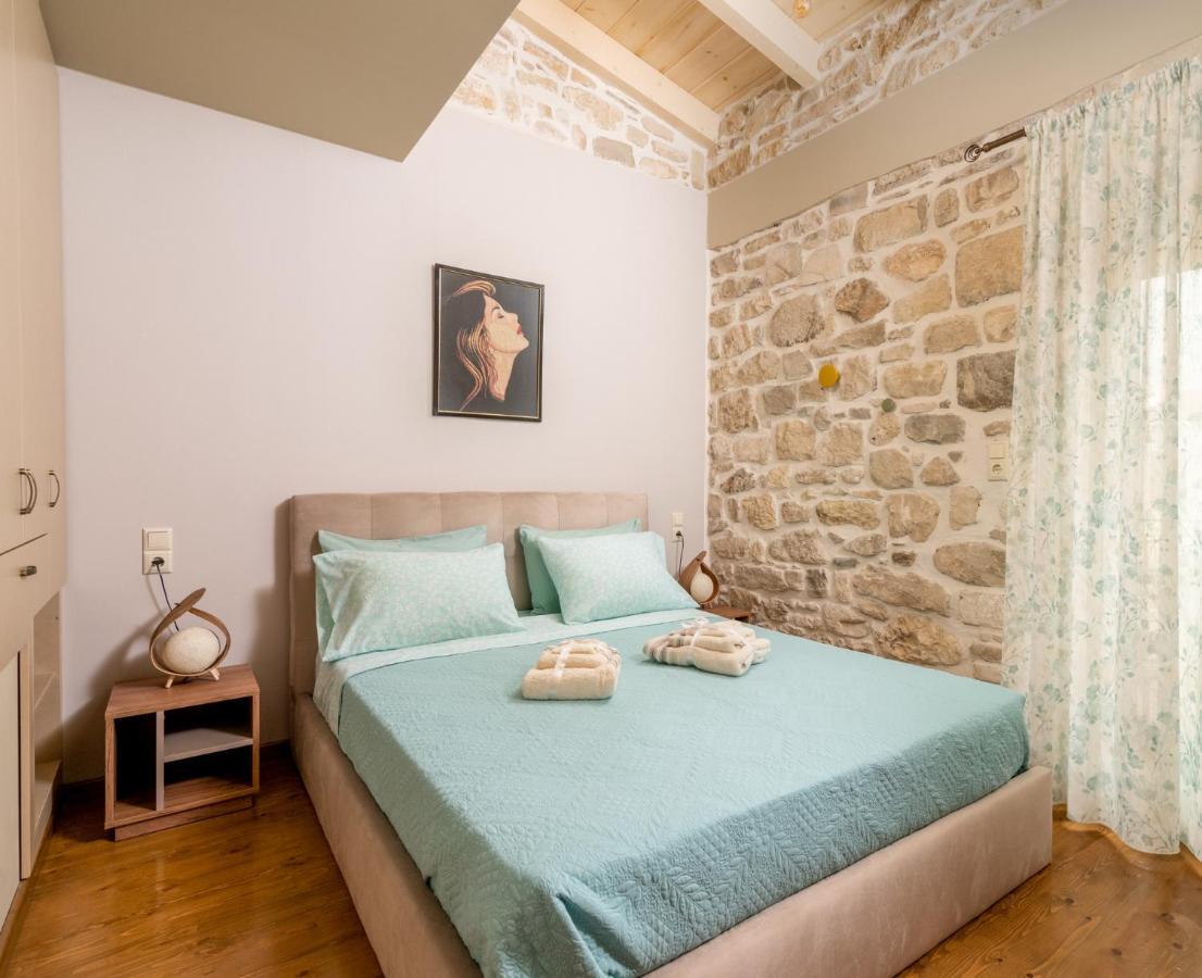 Oneiro Residence Petrokefálion Extérieur photo