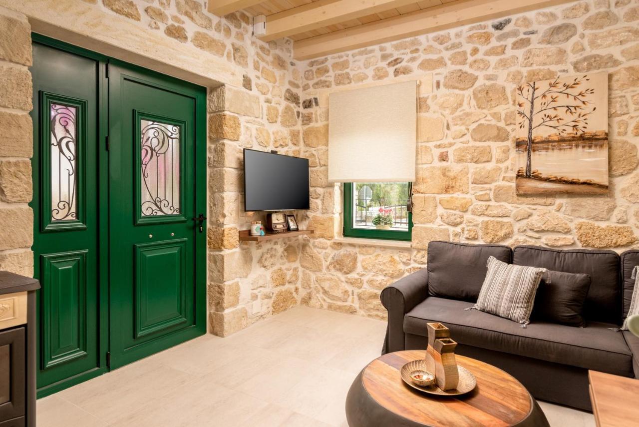 Oneiro Residence Petrokefálion Extérieur photo